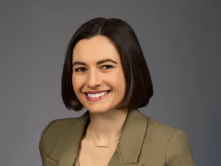 Katie_Headshot_1280x960